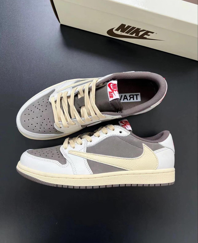 نایکی جردن 1 ترویس اسکات ریورس موکا || Nike Jordan 1 Travis Scott Reverse Mocha کد 488